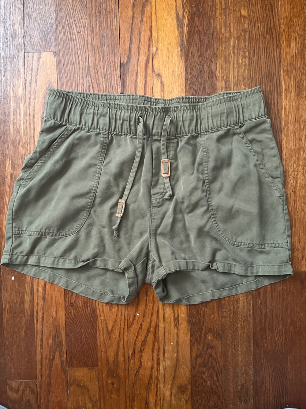 Women’s Olive Green Drawstring Casual Shorts
